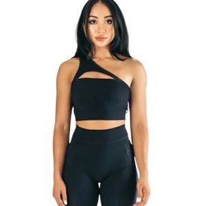 Alphalete Alphalux Asymmetrical Bra 🖤